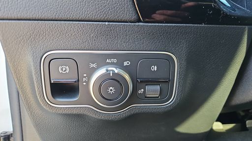 Mercedes Classe GLA 250e 218 EQ Power 8G-DCT - AMG Line – 2023 – 12821 km – Hybride rechargeable – Boîte Automatique — photo 32
