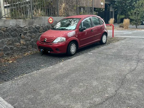 Garage et parking Vente La Possession 12500€