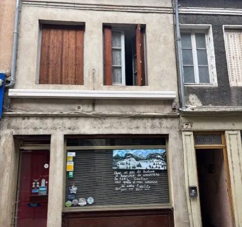 Immeuble 100 m²