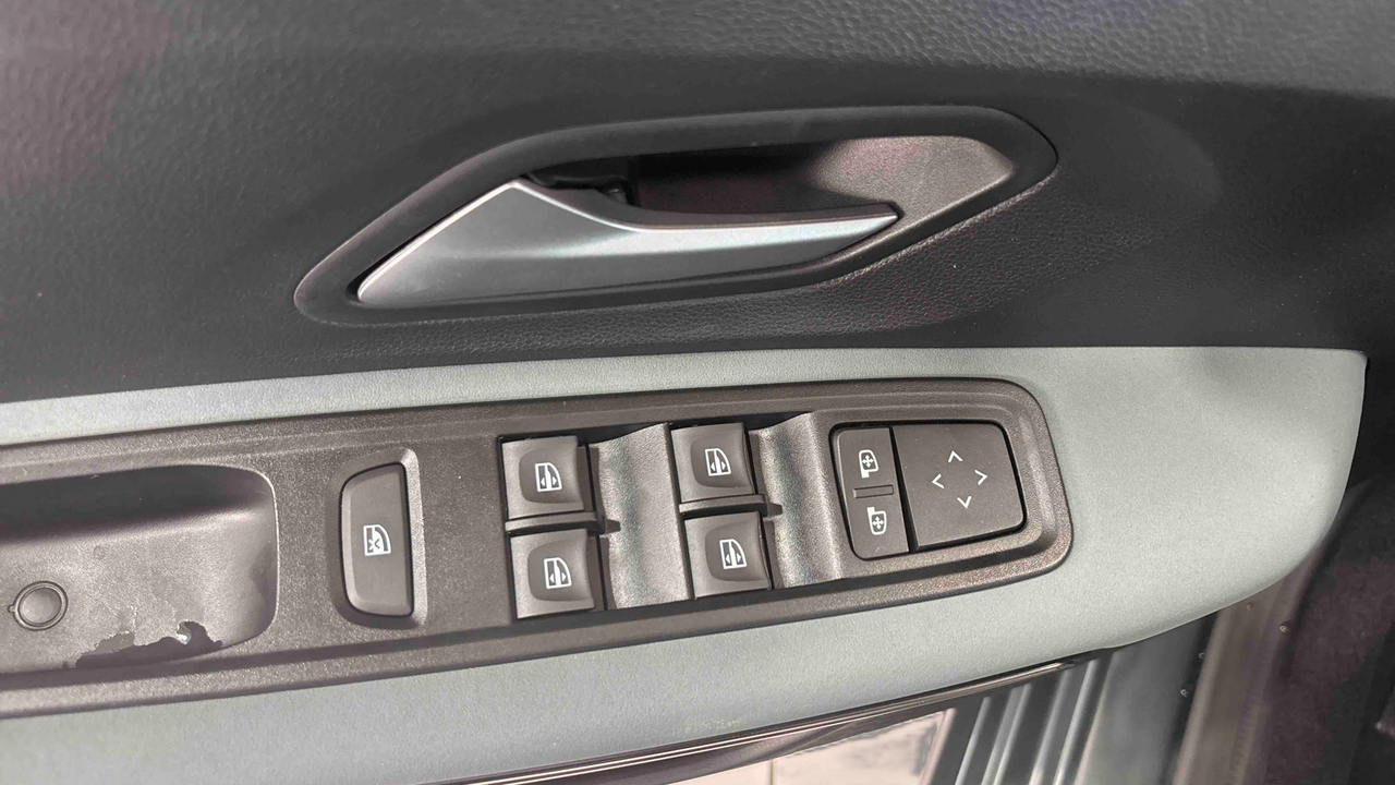 Dacia Sandero TCe 110 — photo 22