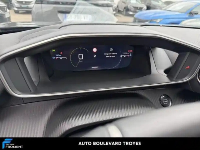 Peugeot 2008 1.2 puretech 130ch s&amp;s gt — photo 10