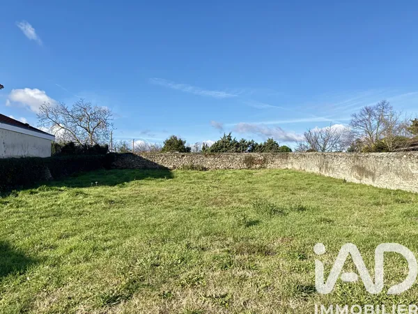 Terrain 560 m²