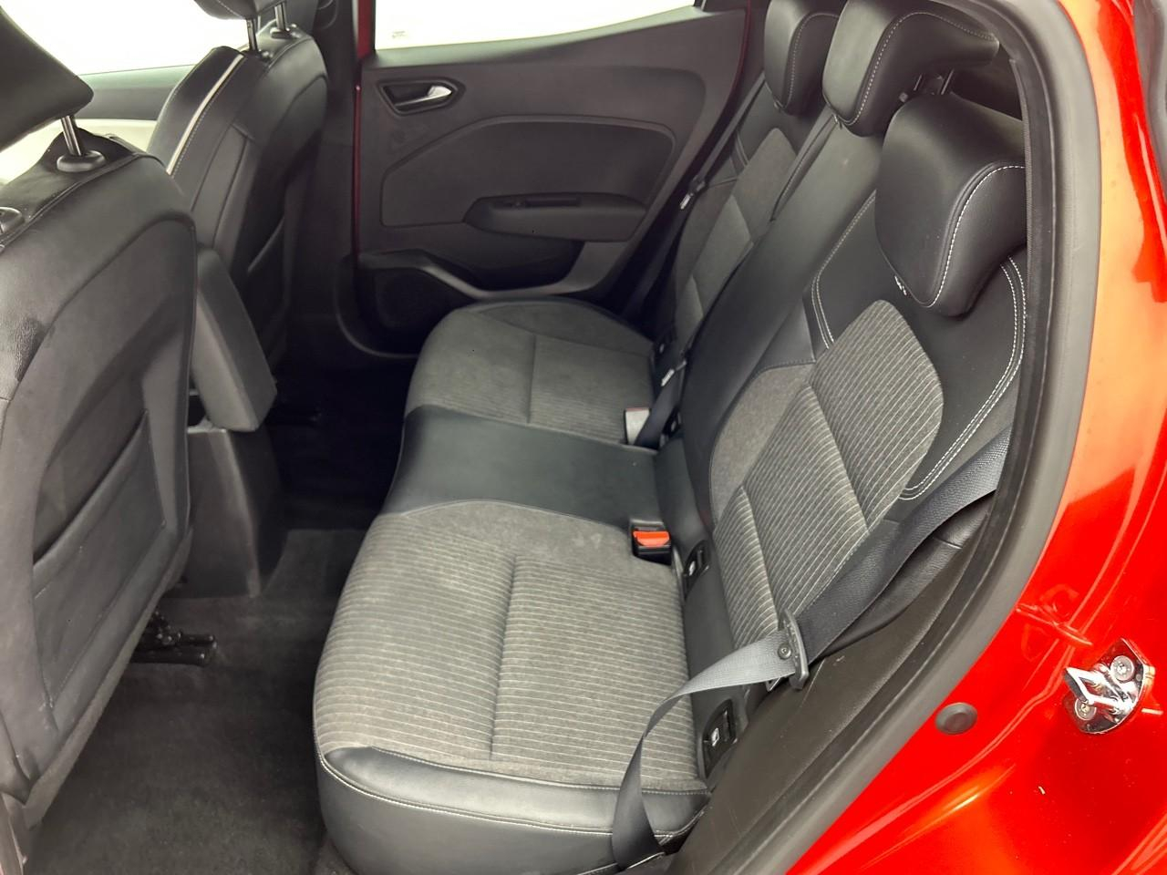 Renault Clio tce 90 - 21n intens — photo 13