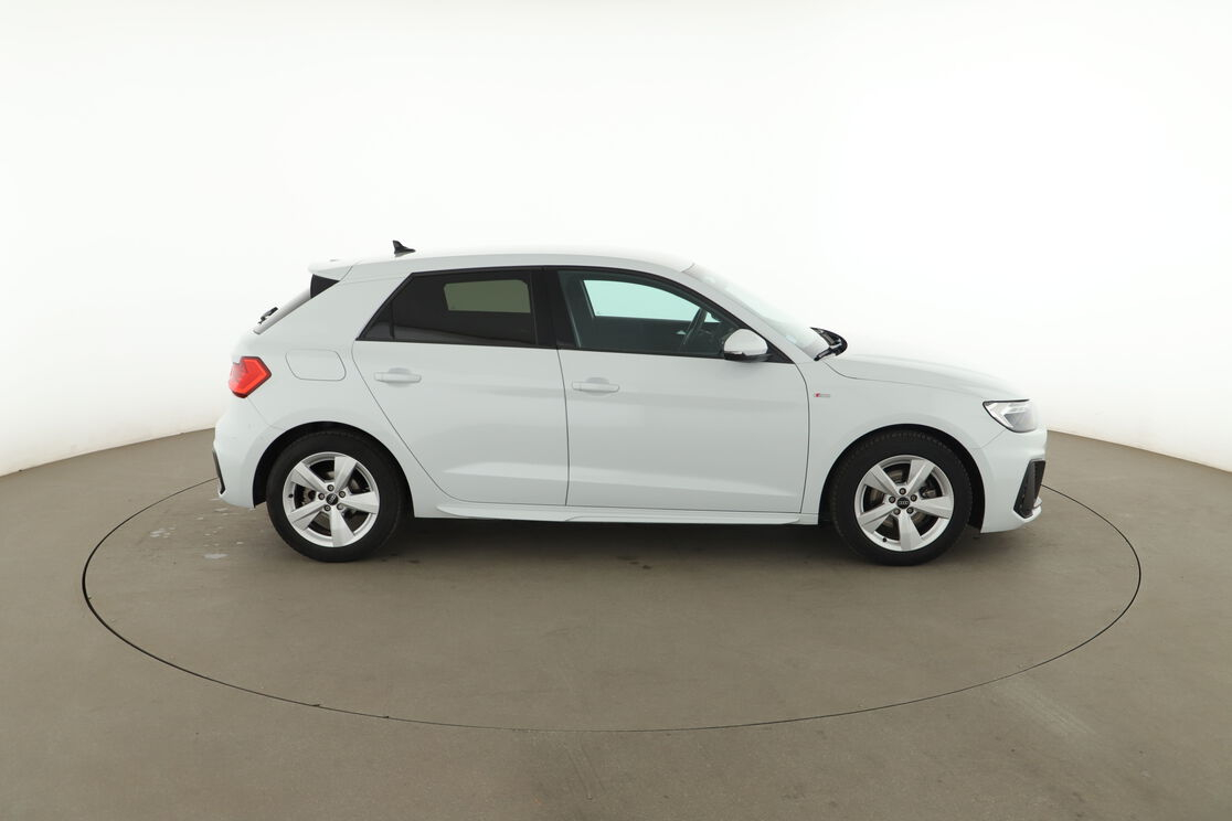 Audi A1 Sportback 30 TFSI S Line S Tronic 7 — photo 6