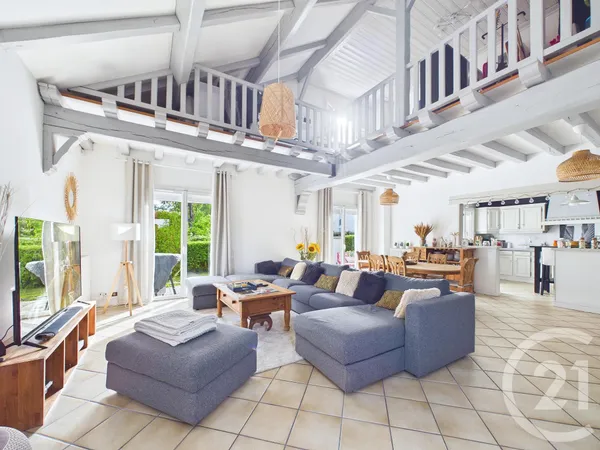 Maison 6 pièces 174 m²
