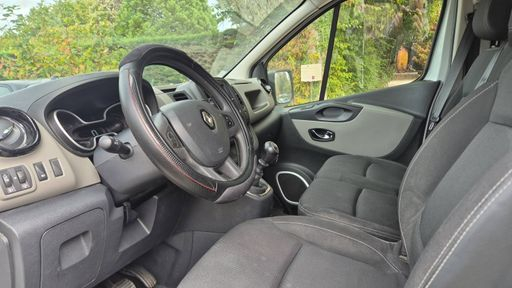 Renault Trafic 1.6 dCi 115 - Confort L1h1 – 2016 – 135456 km – Diesel – Boîte Manuelle — photo 12