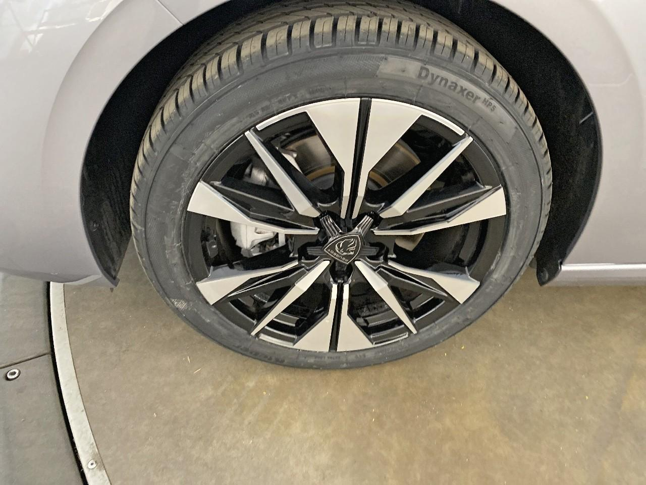 Peugeot 308 sw bluehdi 130ch s&s eat8 allure — photo 11