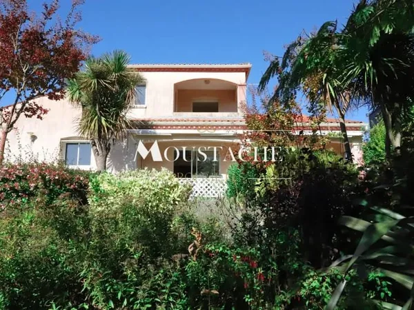 Maison 5 pièces 167 m²