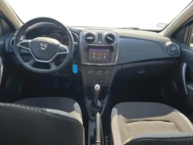 Dacia Sandero 0.9 tce 90ch stepway — photo 24