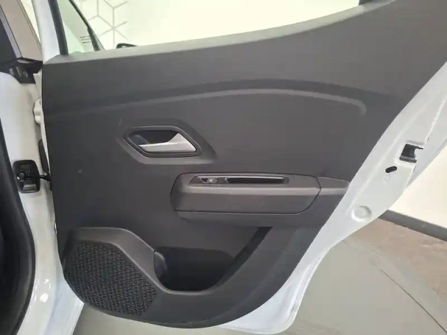 Dacia Sandero eco-g 100 — photo 19