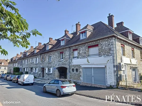Immeuble de rapport 180 m²