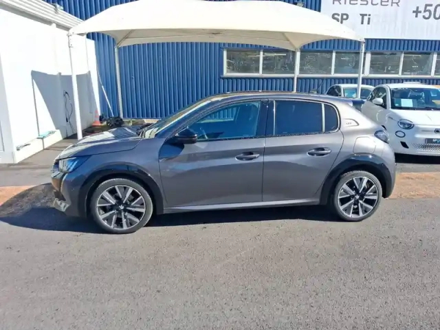 Peugeot 208 puretech 100 s&amp;s eat8 — photo 8