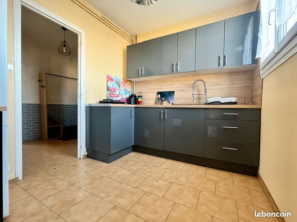 Appartement T3 meublé avec balconnet