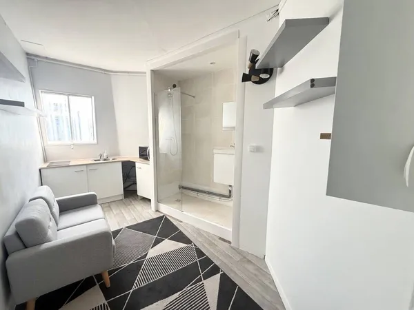 Studio 1 pièce 10 m²