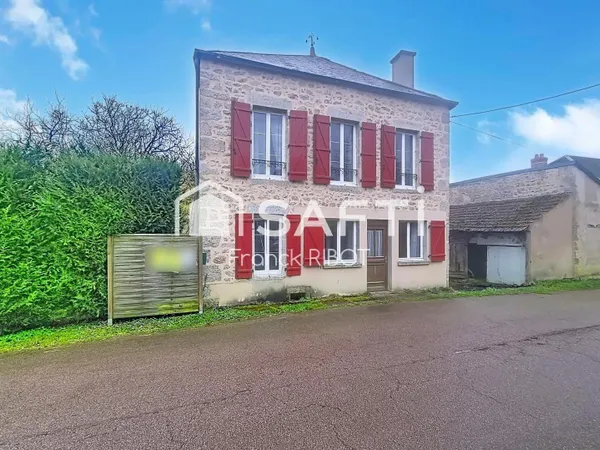 Maison de 159m2 avec 3091m2 de terrain arboré