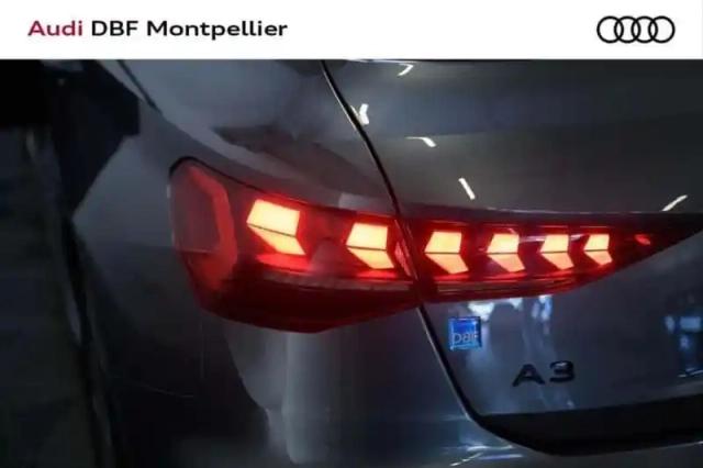 Audi A3 tfsi mild hybrid 116 s tronic 7 s line — photo 2