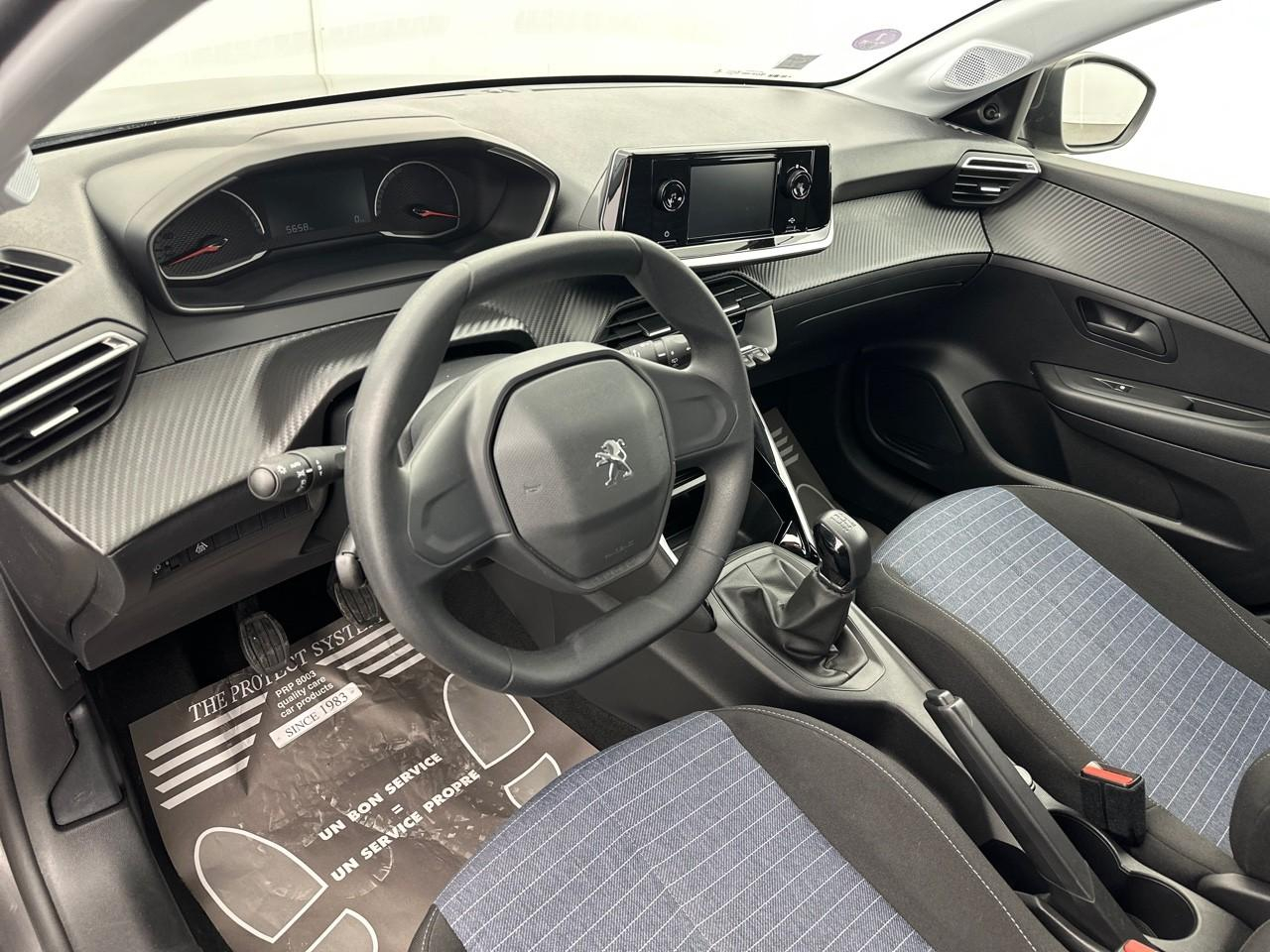 Peugeot 208 puretech 75 s&s bvm5 like — photo 8