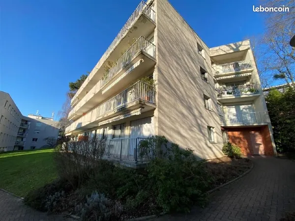 Appartement 4 pièces 82 m²