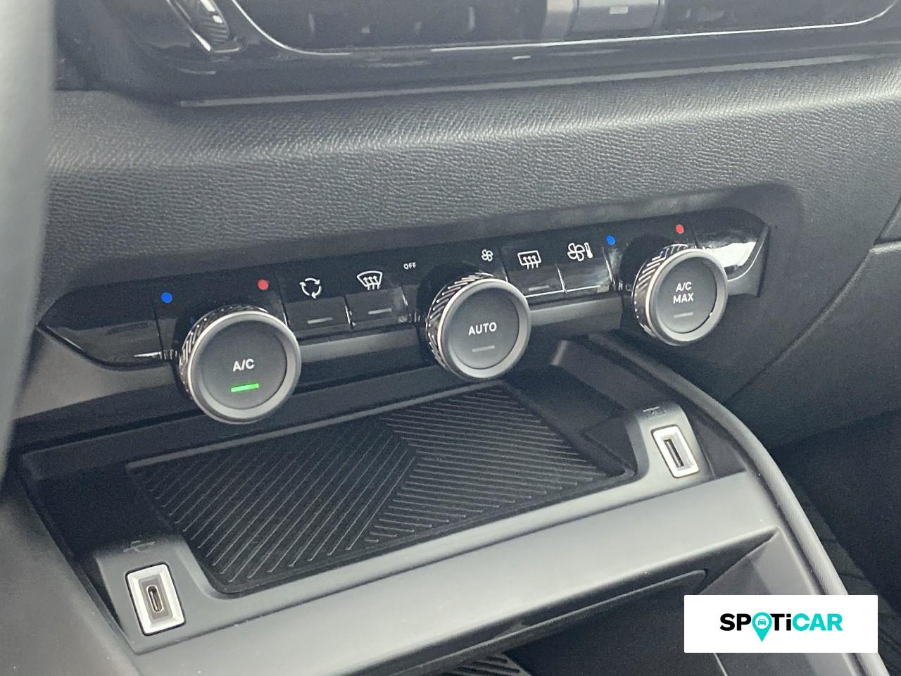 Citroën C4 puretech 130ch s&s feel pack — photo 15