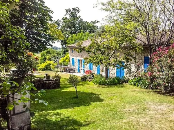 Maison 15 pièces 350 m²