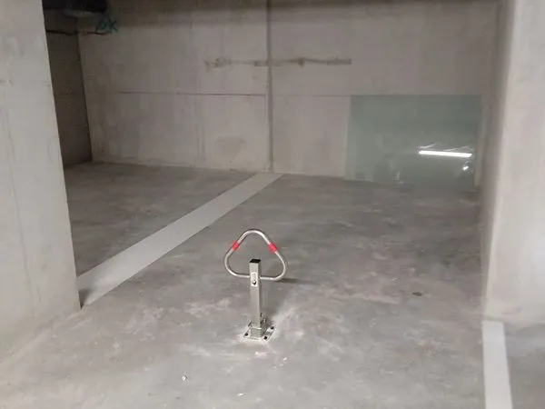Idéal investisseur - lot de 2 places de parking s/sol Toulon