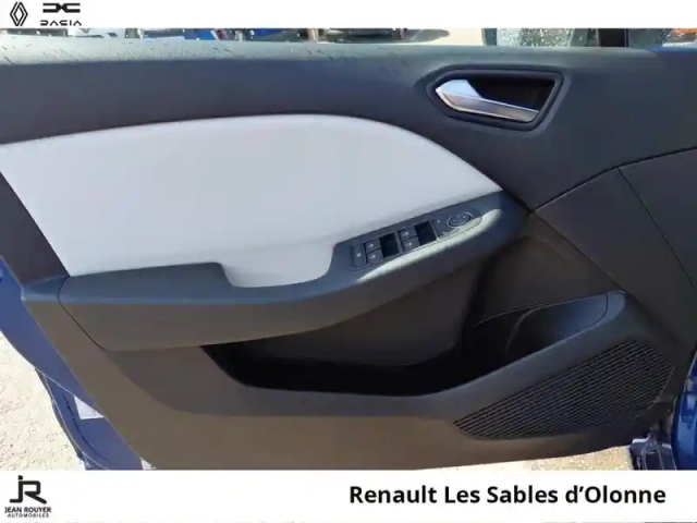 Renault Clio 1.0 tce 90ch techno — photo 14