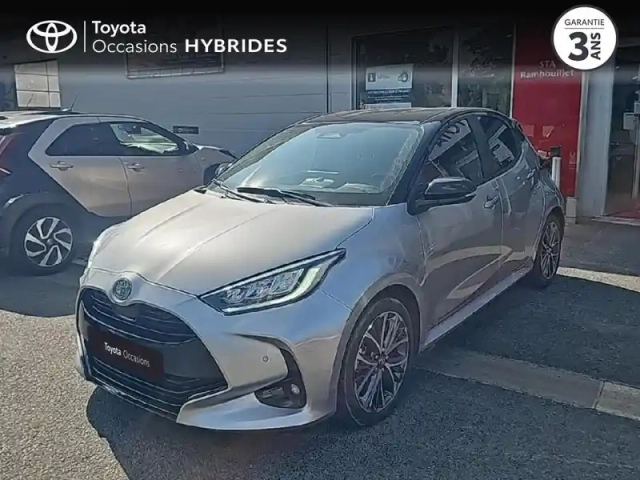 Toyota Yaris 116h collection 5p mc24