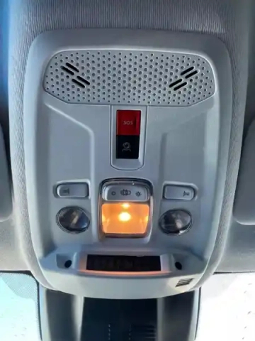 Peugeot 208 hybrid 110 ch e-dcs6 — photo 18