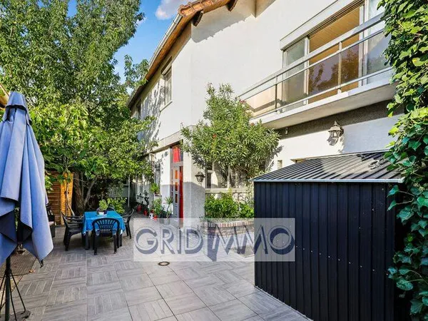 Maison 7 pièces 181 m²