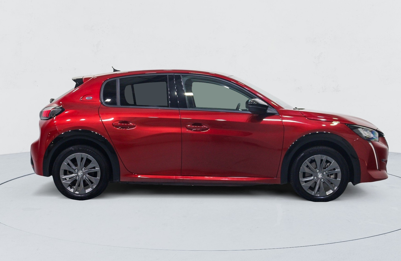 Peugeot 208 — photo 6