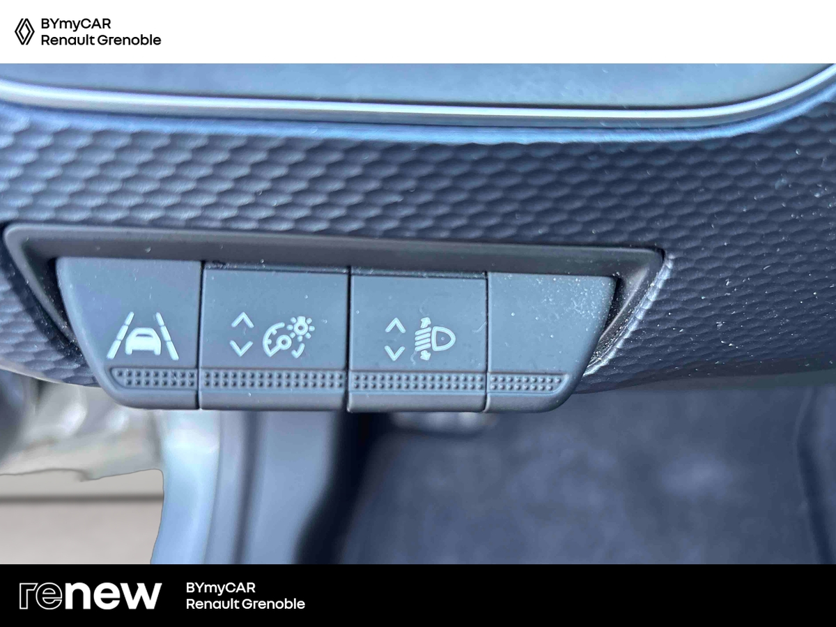 Renault Arkana E-Tech hybride 145 - 22 — photo 19