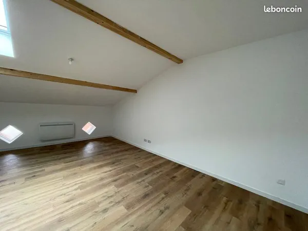 Loue appartement centre ville