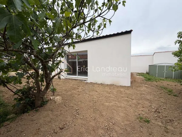 Maison neuve 3 chambres proche commerces