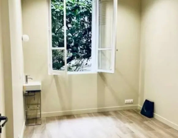 Bureau 14 m²