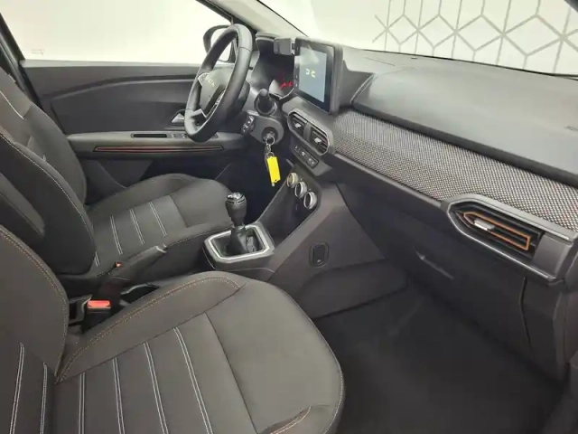 Dacia Sandero tce 110 — photo 25