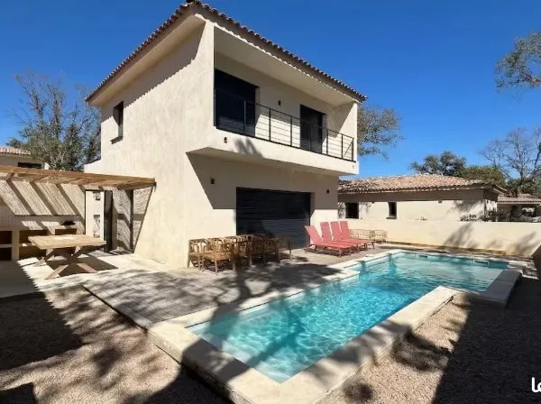 Villa neuve entièrement meublée et équipée — location à l'année - st lucie