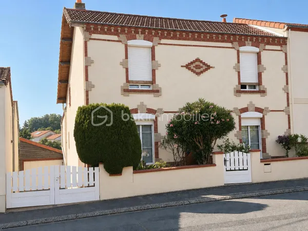 Maison 9 pièces 150 m²