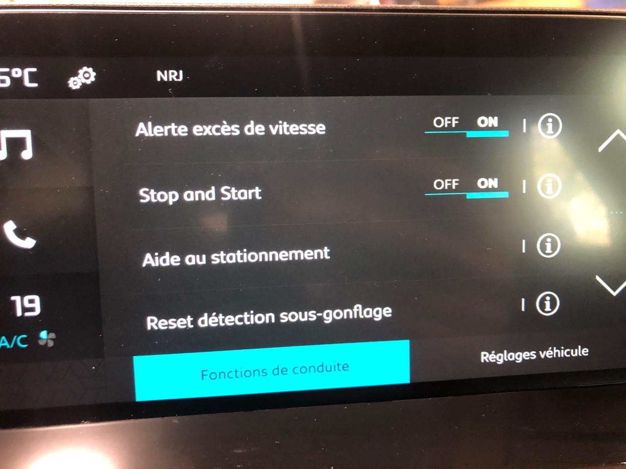 Citroën C4 hybride 136 e-dcs6 plus — photo 31