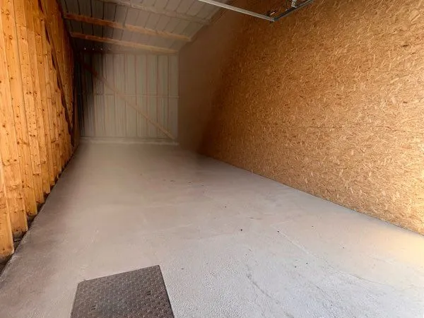 Bâtiment de stockage/ entrepôt