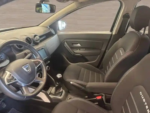 Dacia Duster eco-g 100 4x2 — photo 9