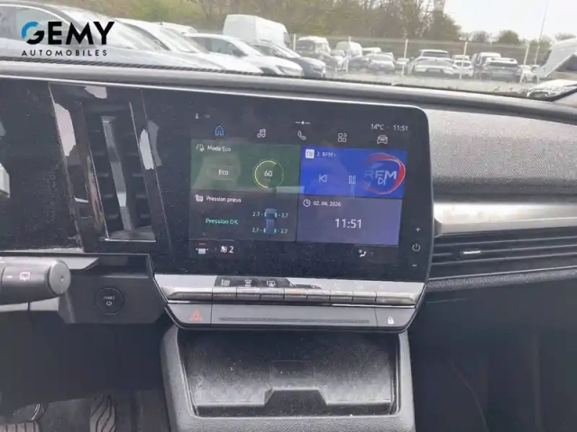 Renault Megane e-tech ev60 220 ch super charge — photo 30
