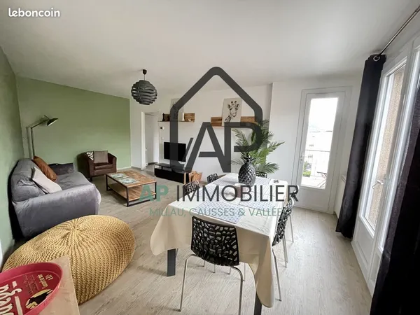 MILLAU - Appartement F4 meublé avec garage - 84,72 m²