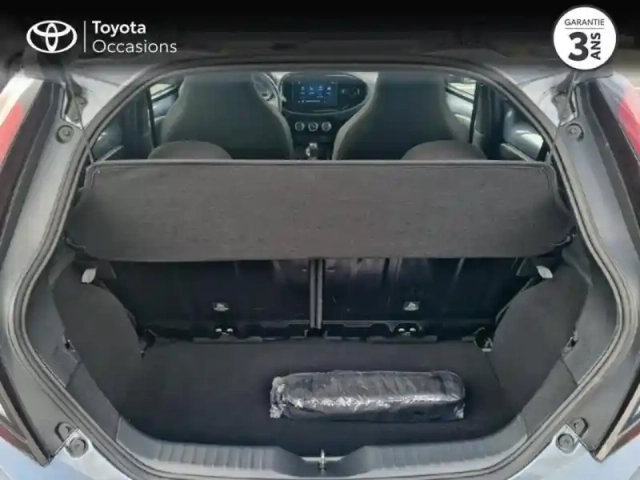 Toyota Aygo x 1.0 vvt-i 72ch dynamic s-cvt my24 — photo 10