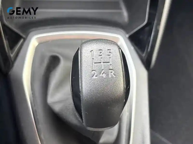 Peugeot 208 puretech 75 s&amp;s bvm5 — photo 19