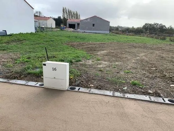 Terrain 430 m²