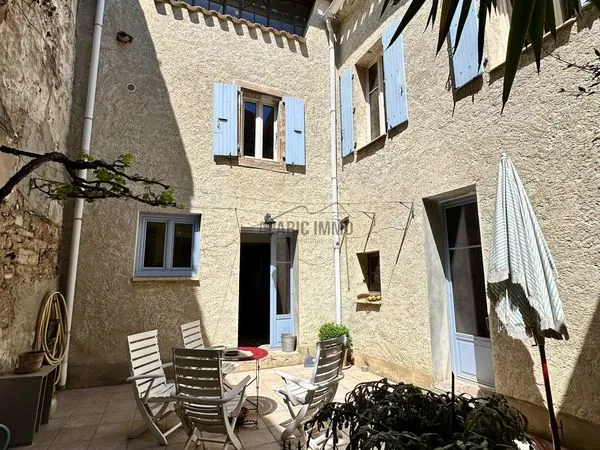 Maison 10 pièces 210 m²