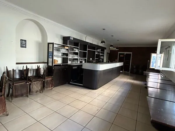 OPPORTUNITÉ RARE & EXCEPTIONNELLE - BAR RESTAURANT 100% CLEF EN MAIN licence 4 matériel bar restaura
