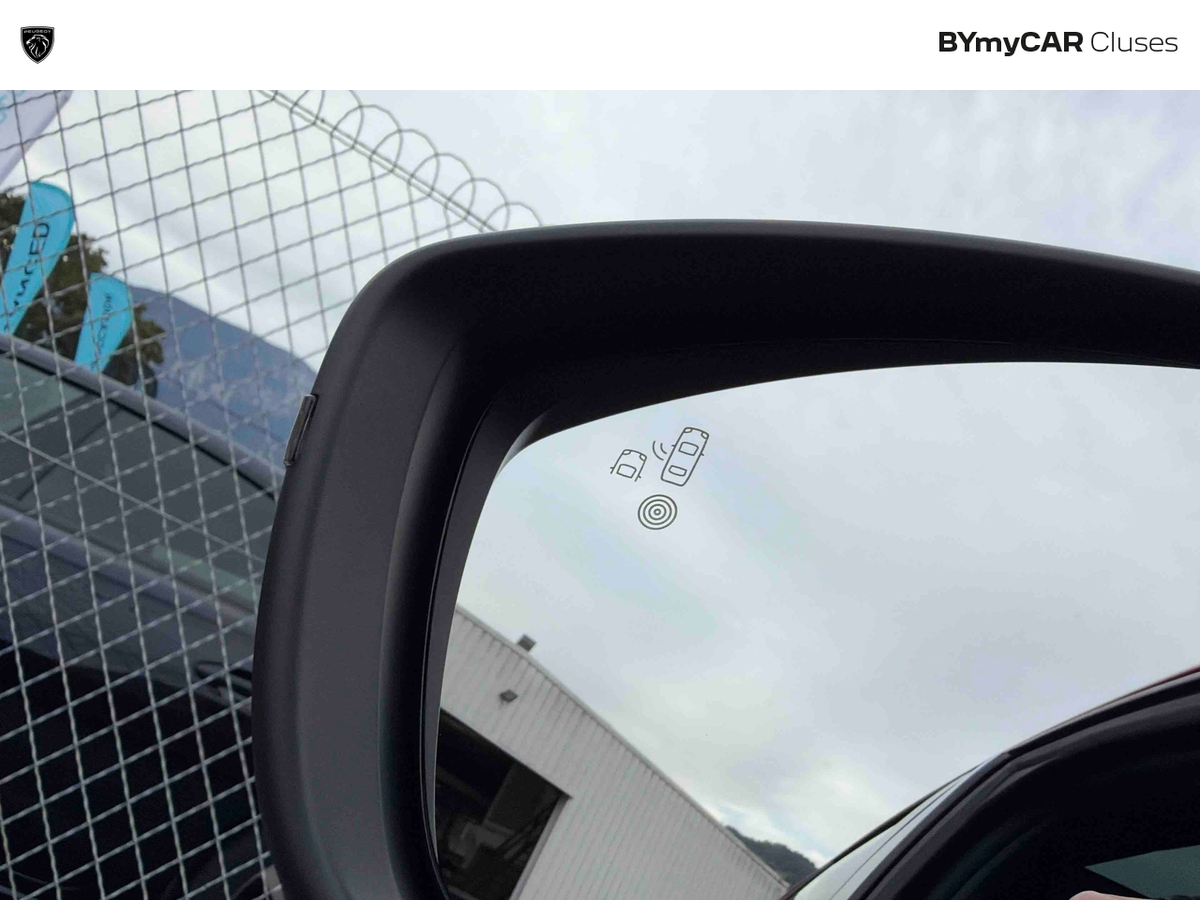 Peugeot 208 Hybrid 145 ch e-DCS6 — photo 34