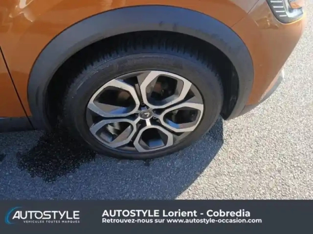 Renault Captur 1.0 tce 90ch intens -21 — photo 9