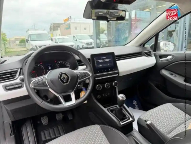 Renault Clio 1.0 tce 90ch evolution — photo 15